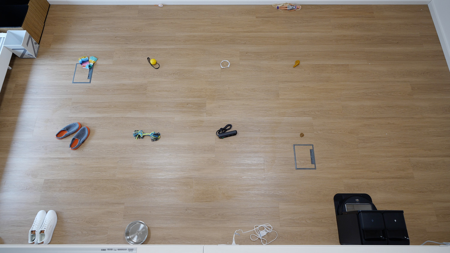 Im Vergleich mit dem ersten Bild hat der Roborock Saros Z70 viele Hindernisse erkannt