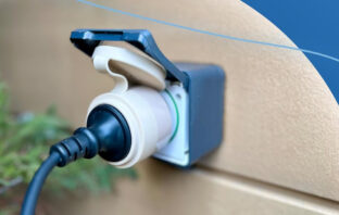 Shelly Outdoor Plug S