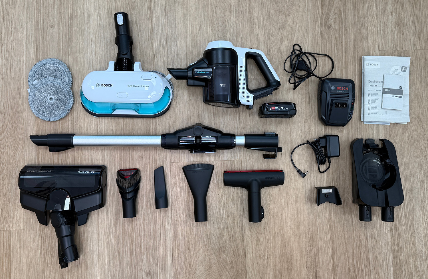 Das ist der Lieferumfang des Bosch Unlimited 7 ProHygienic Aqua