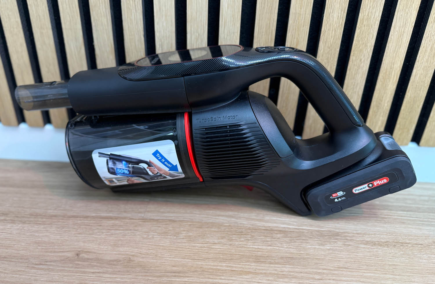 Hier sehen wir die Saugeinheit des Akkusaugera