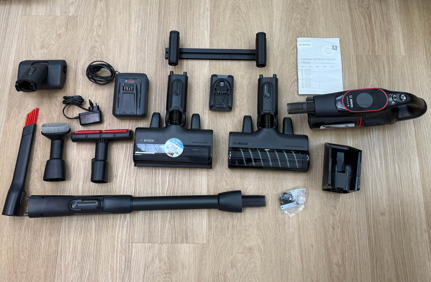 Hier seht ihr den Lieferumfang des Bosch Unlimited 10