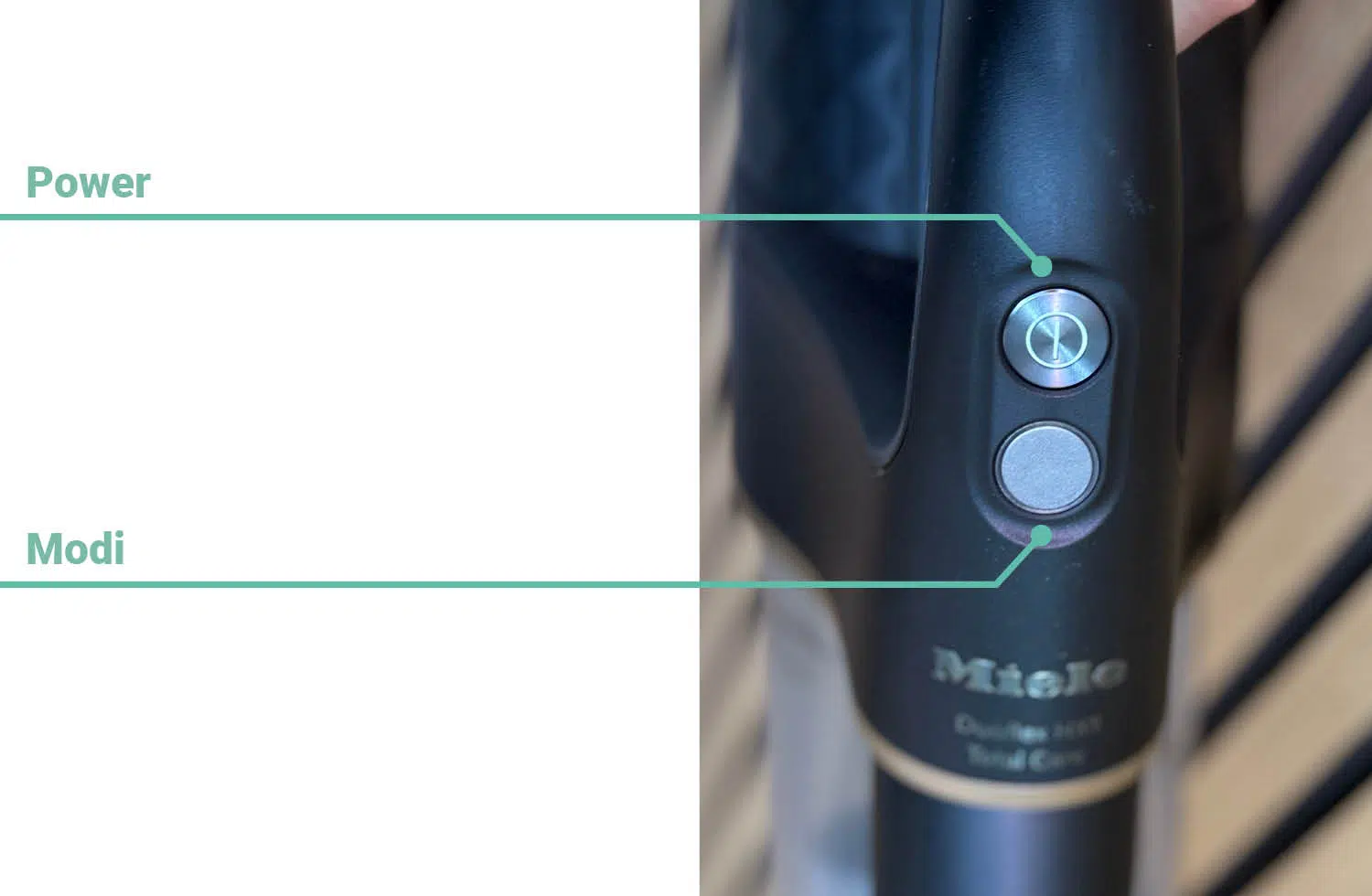 Hier seht ihr die Bedienelemente des Miele Duoflex HX1 Total Care