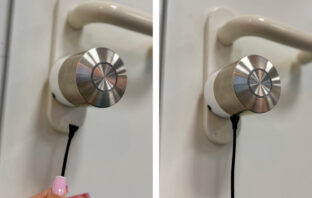 Das Ladegerät des Nuki smart Locks