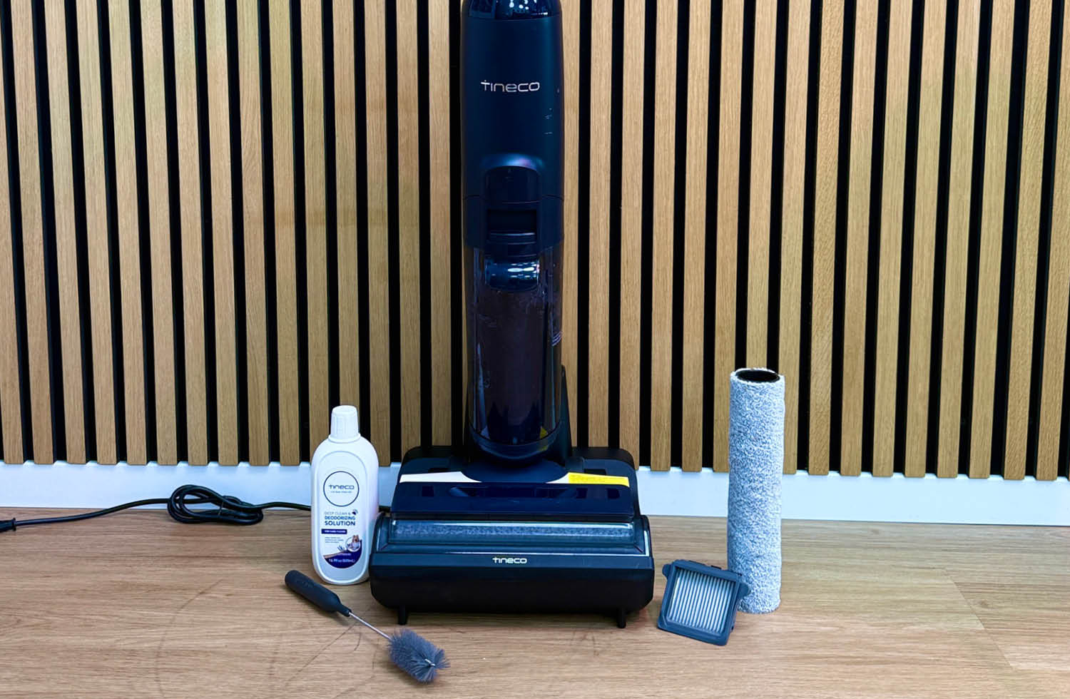 Der Lieferumfang des Tineco Floor One S6 Stretch PET