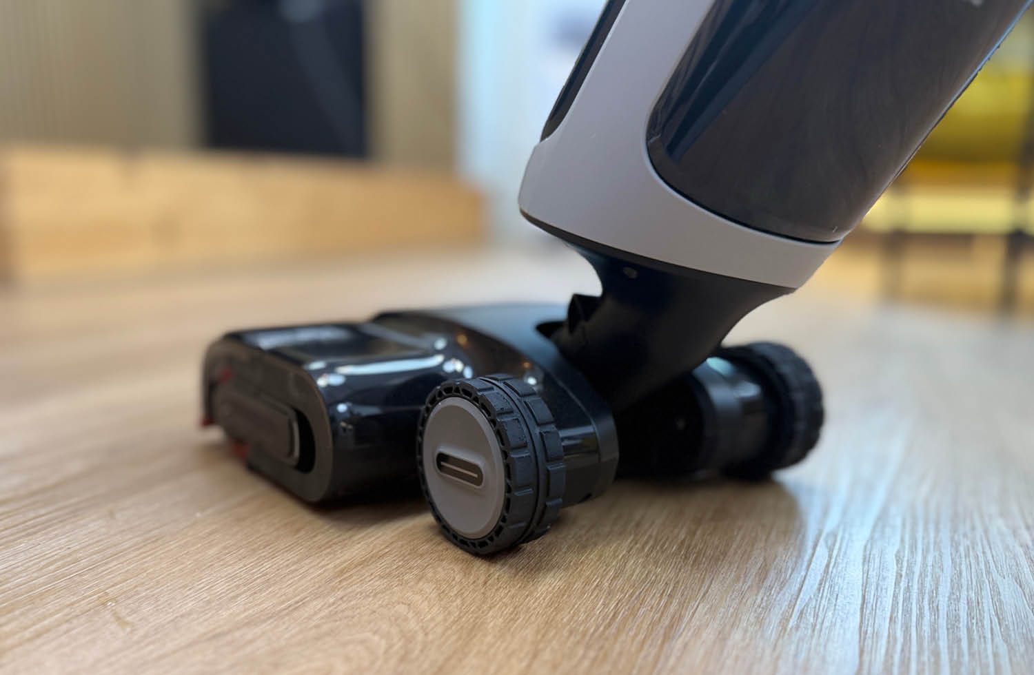 Die angetriebenen Räder des Dreame H15 Pro