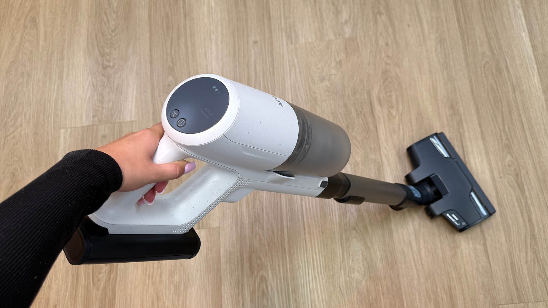 Heute schauen wir uns den AEG Animal 8000 in unsrem Test genauer an