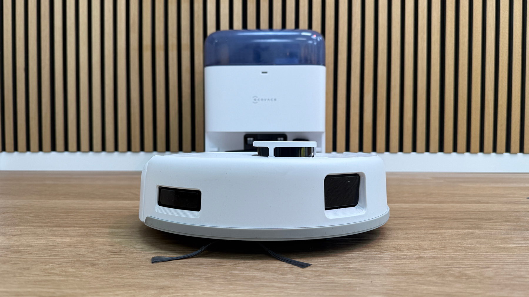 Wir zeigen euch, was der EOCVACS DEEBOT mini alles kann