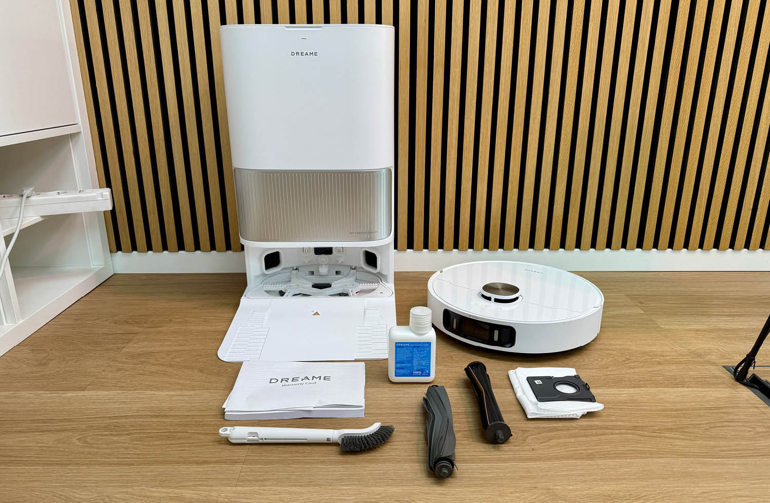 Das ist der Lieferumfang des Dreame L40 Ultra AE