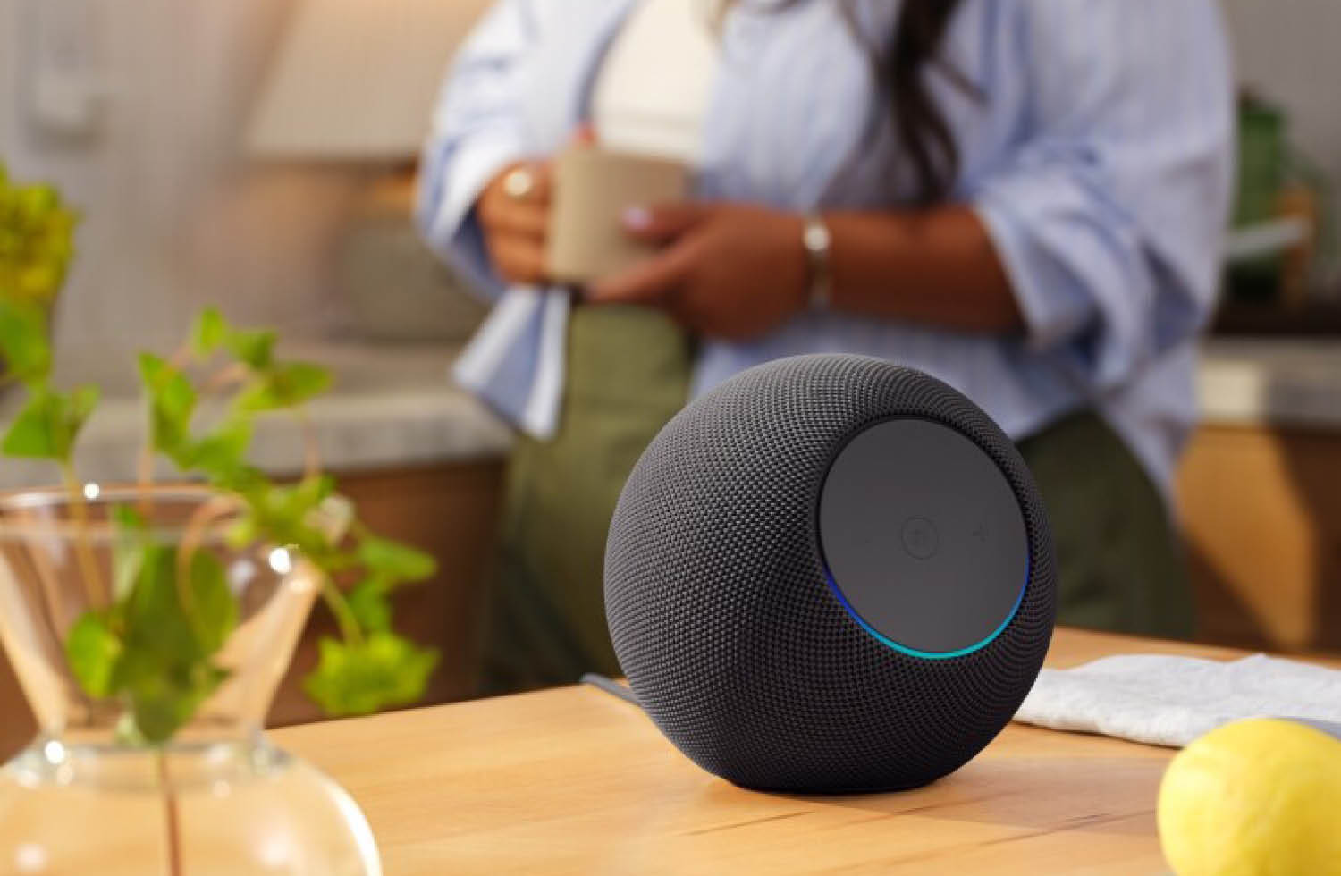 Amazon Echo Studio Bild