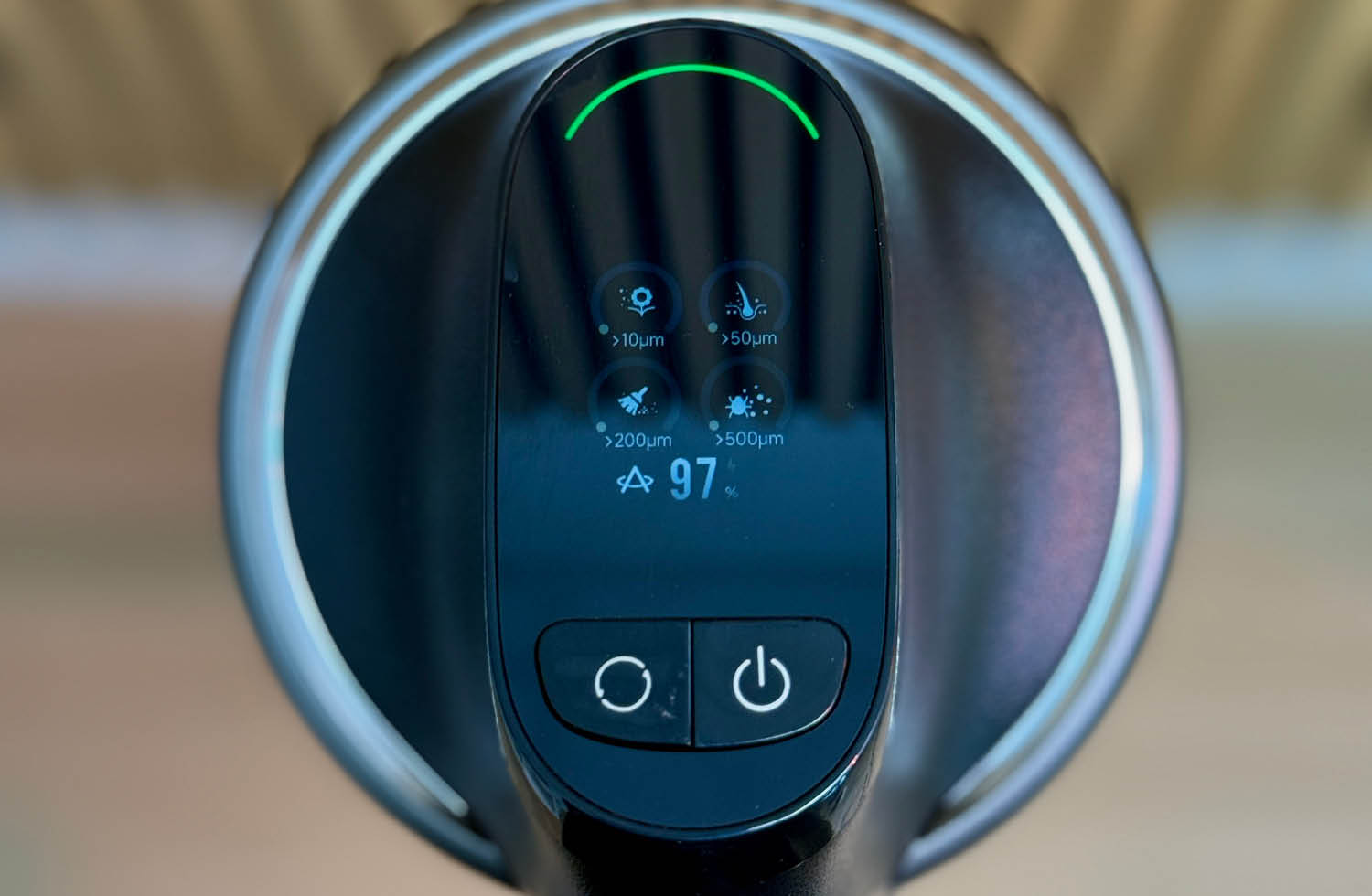 Das Display des Dreame Z40 Station