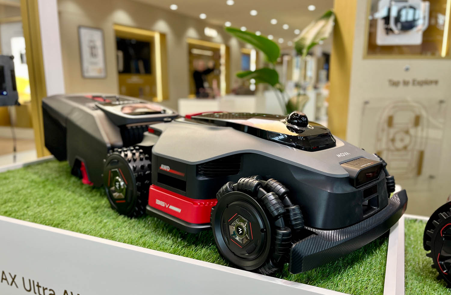 Mova Mähroboter Ultra Series