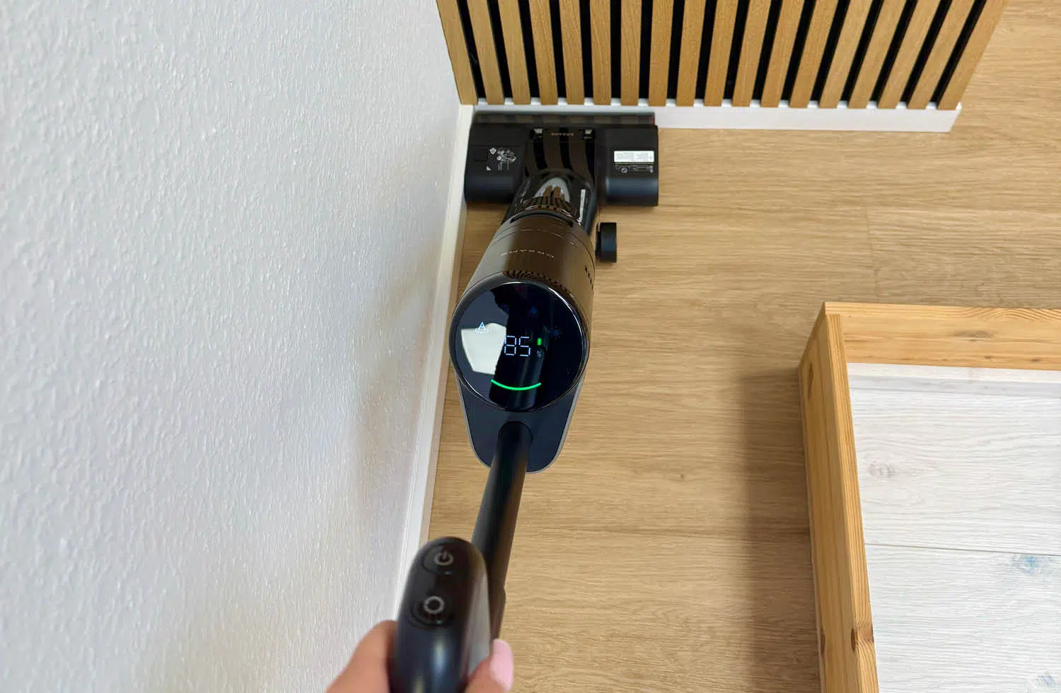 Nun schasuen wir uns den Umgang mit dem Dreame H12 Pro Ultra an