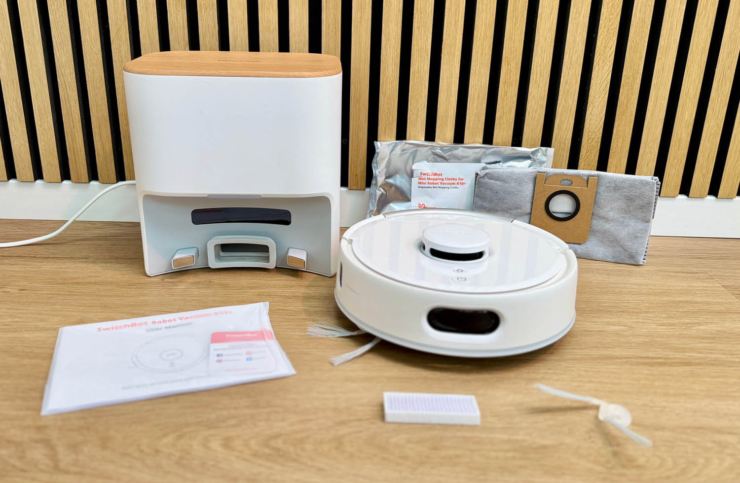 Der Lieferumfang des SwitchBot K11+