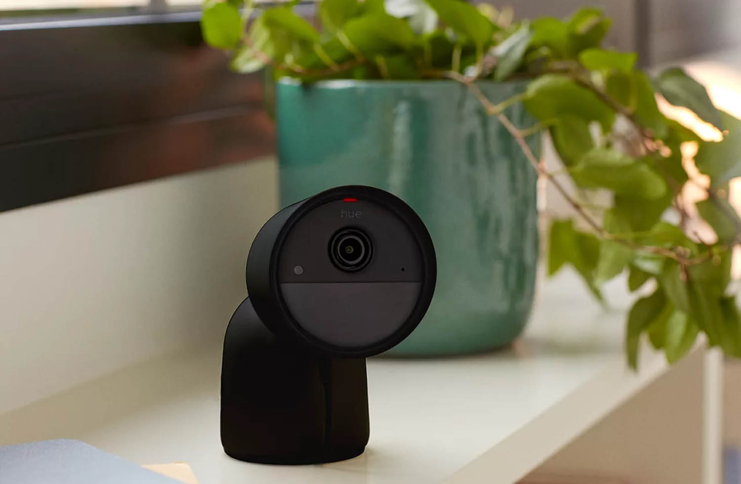 Philips Hue Secure Kamera 2K Standfuss neu