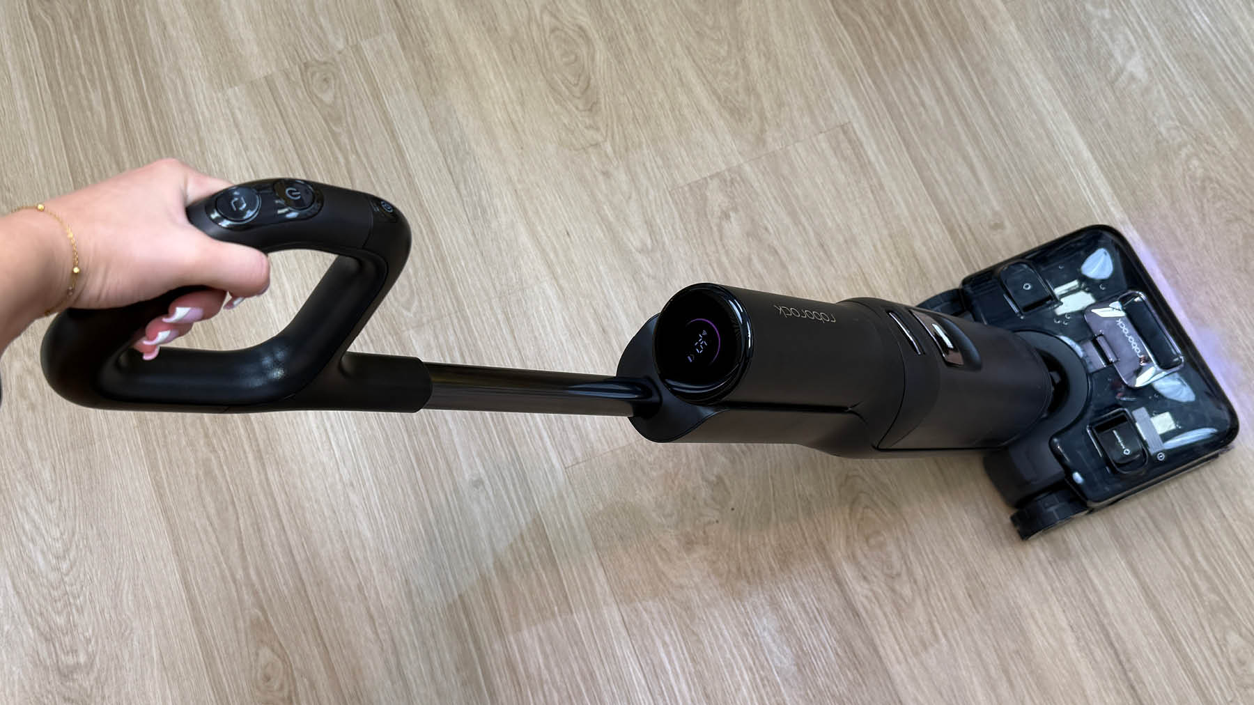 In unserem Test schauen wir uns heute den Roborock F25 Ultra an