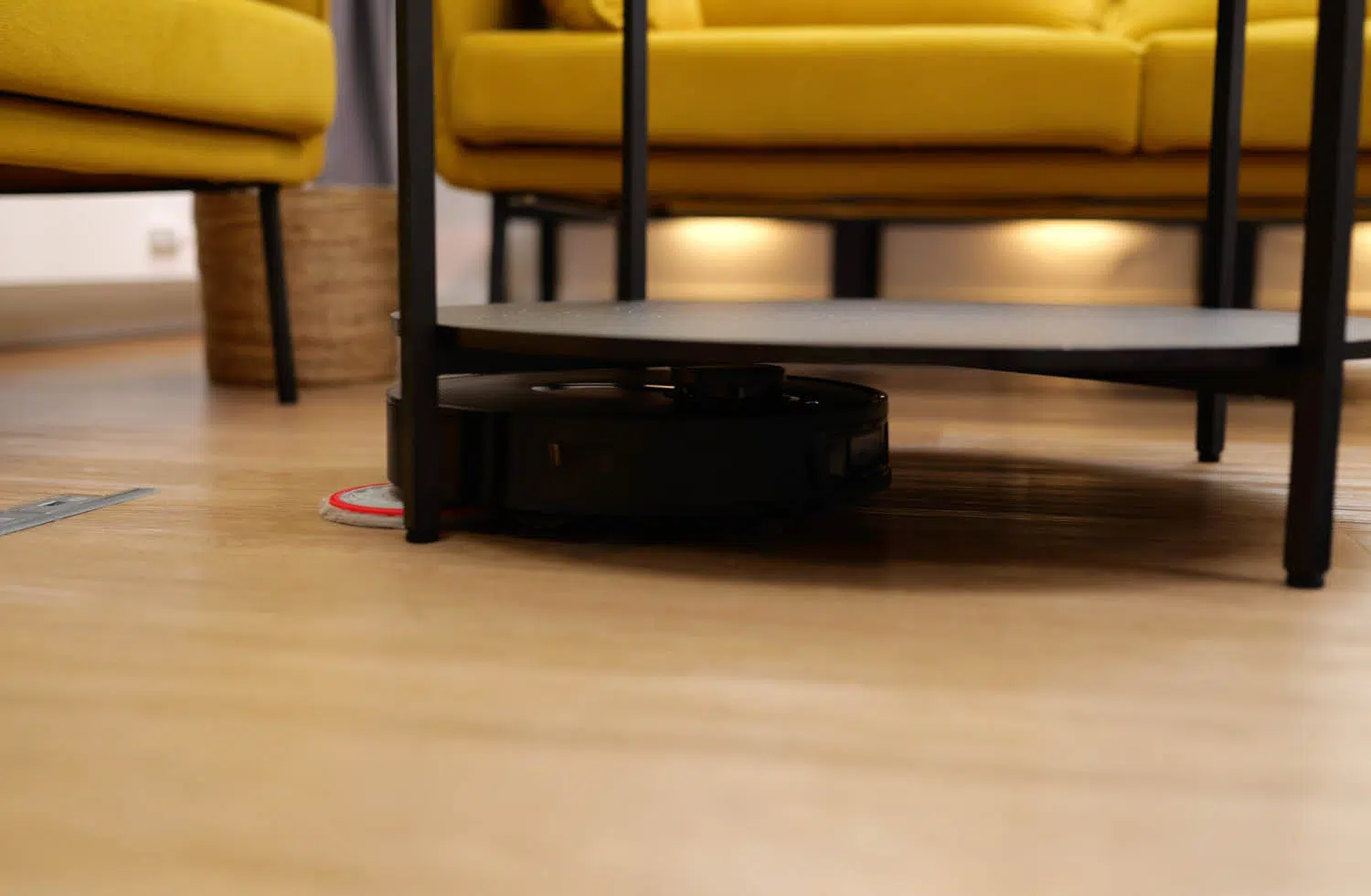 Bosch Spotless Max Cam Navigation Praxis flache Möbel