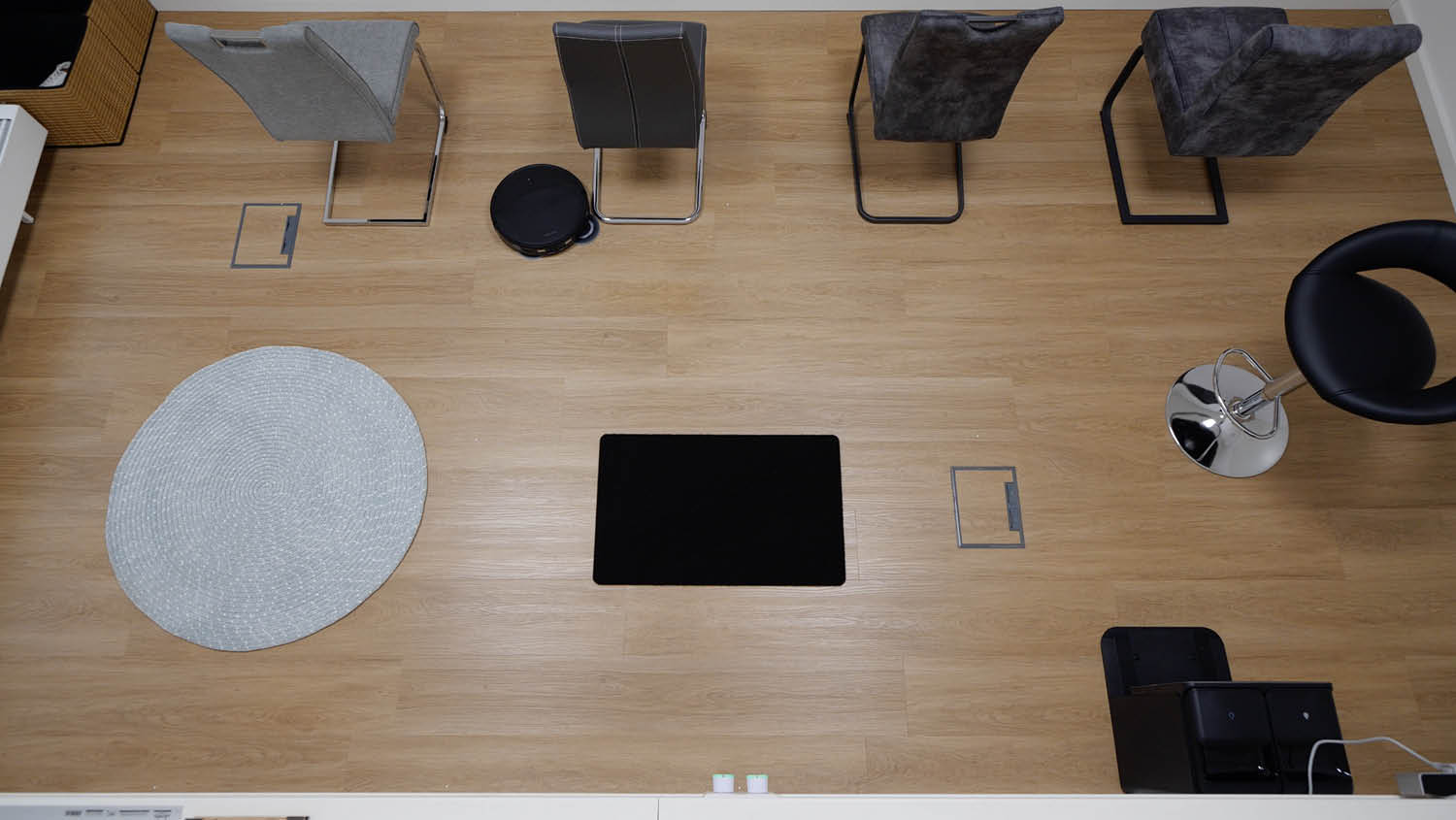 Roborock Saros 20 Navigation Schwingstühle