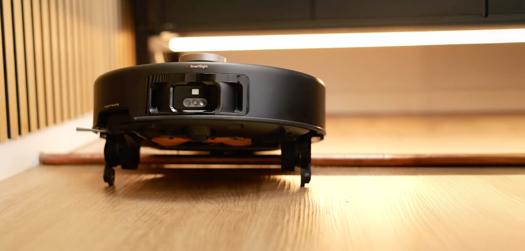 Wissenswert-Artikel von SmarthomeAssistent über Saugroboter, die hohe Hindernisse überwinden können – welche Modelle besonders gut über Türschwellen und Teppichkanten klettern.