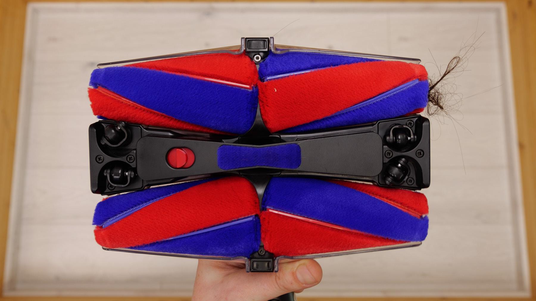 Dyson PencilVac - Haare Laminat