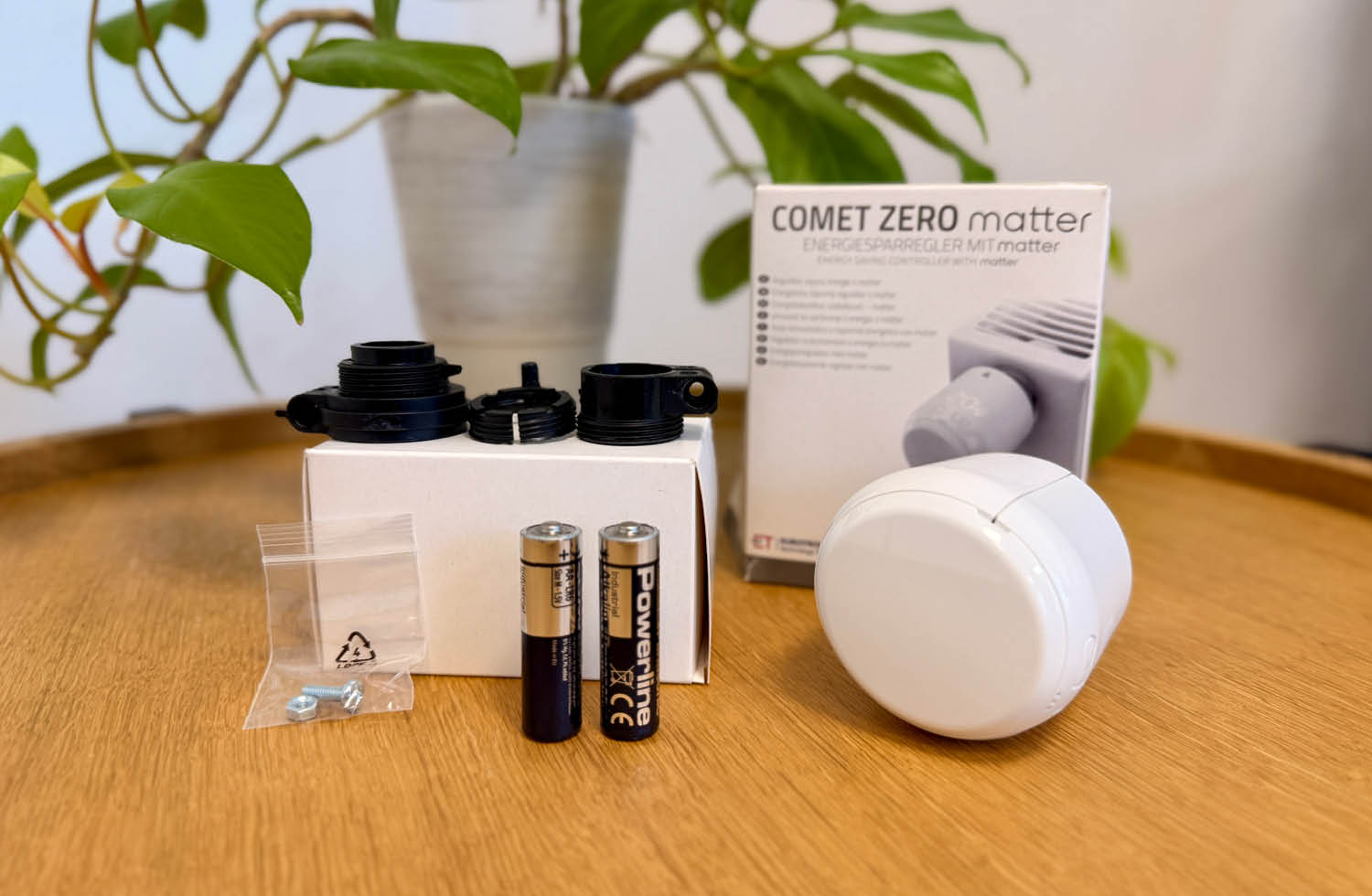 Der Lieferumfang des Eurotronic Comet Zero Matter