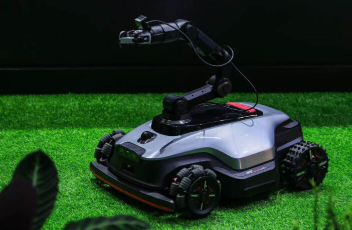 Dreame APEX Mähroboter mit Greifarm Bild
