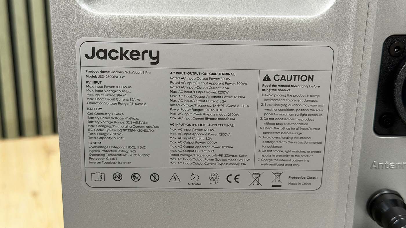 Jackery SolarVault 3 Pro