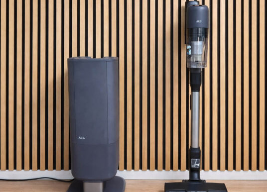 AEG ULTIMATE 7000 | TEST | Reinigt auch sich selbst