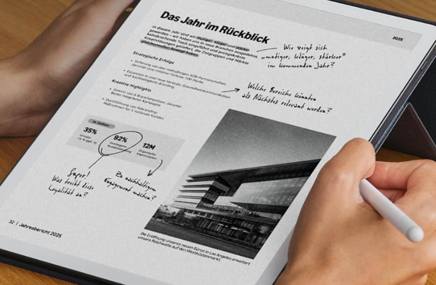 Amazon Kindle Scribe