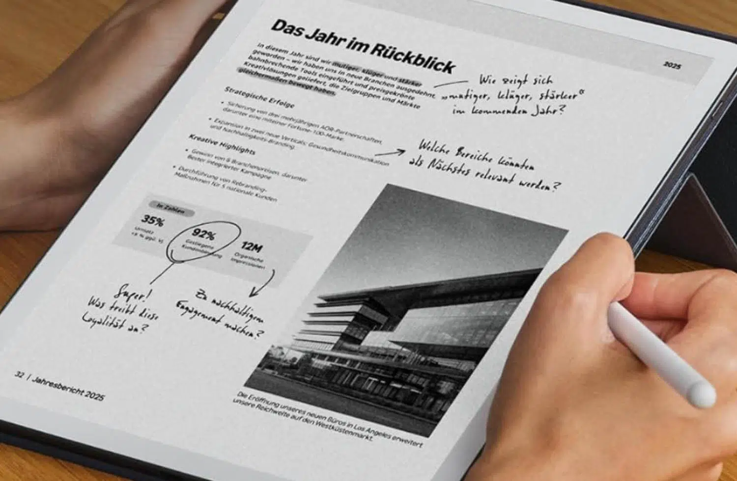 Amazon Kindle Scribe