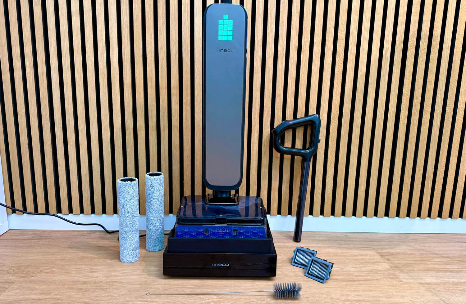 Der Lieferumfang des Tineco Floor One S9 Scientist