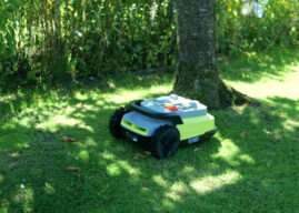 Mähroboter mit Funkturm | Was ist das?