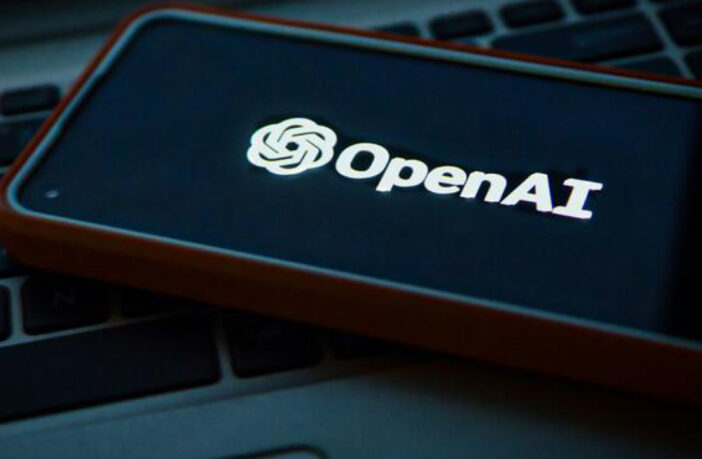 OpenAI arbeitet laut Bericht an einem eigenen Smartphone. Klassische Apps sollen darauf keine zentrale Rolle mehr spielen.
