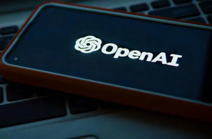 OpenAI arbeitet laut Bericht an einem eigenen Smartphone. Klassische Apps sollen darauf keine zentrale Rolle mehr spielen.