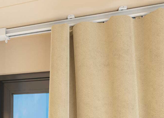 Shelly startet smartes Vorhangsystem mit Matter