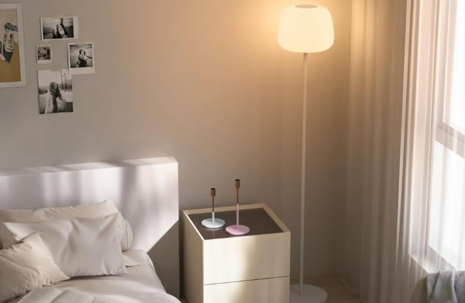 Die Govee Lantern Floor Lamp für 139,99 Euro. Sie ist bis zu 160 Zentimeter hoch, nutzt einen laternenartigen Schirm und erreicht 1.400 Lumen.
