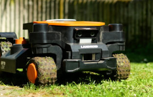 WORX Landroid Vision Cloud 4WD WR344E.