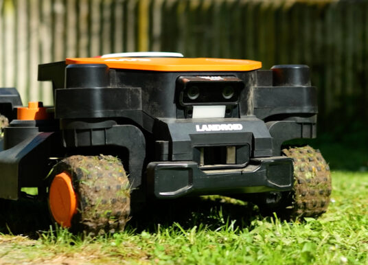 DEAL | WORX Landroid Vision Cloud 4WD WR344E für 2.799 € im Angebot!