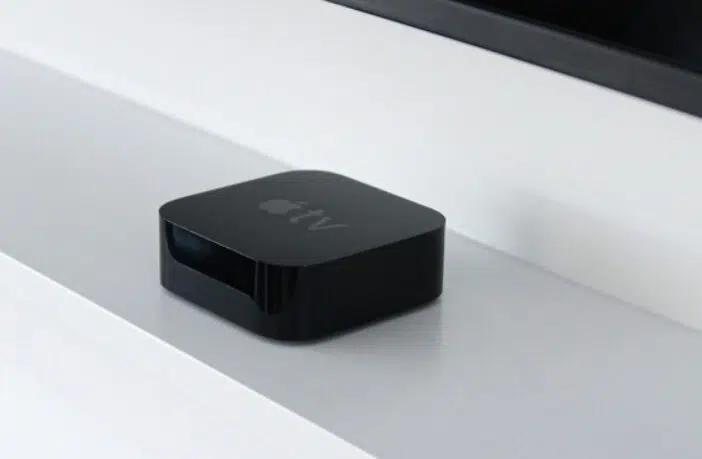Apple soll neue Modelle von Apple TV 4K und HomePod mini vorbereiten. Der Start hängt offenbar an der neuen Siri-Version.