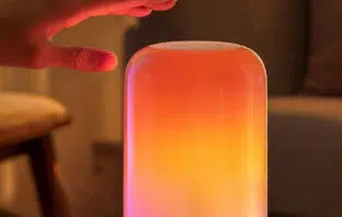 Govee arbeitet an einer Wallwash Table Lamp mit Matter. Gleichzeitig gibt es einzelne Berichte zu Problemen mit der Hue Bridge Pro.