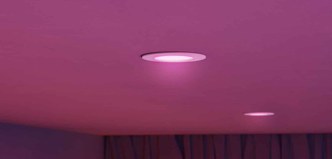 Philips Hue überarbeitet die Slim Einbauleuchte. Neu sind Matter over Thread und ein größerer Farbtemperaturbereich.
