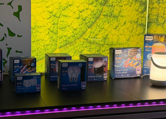 Signify ersetzt WiZ durch Philips Smart Lighting