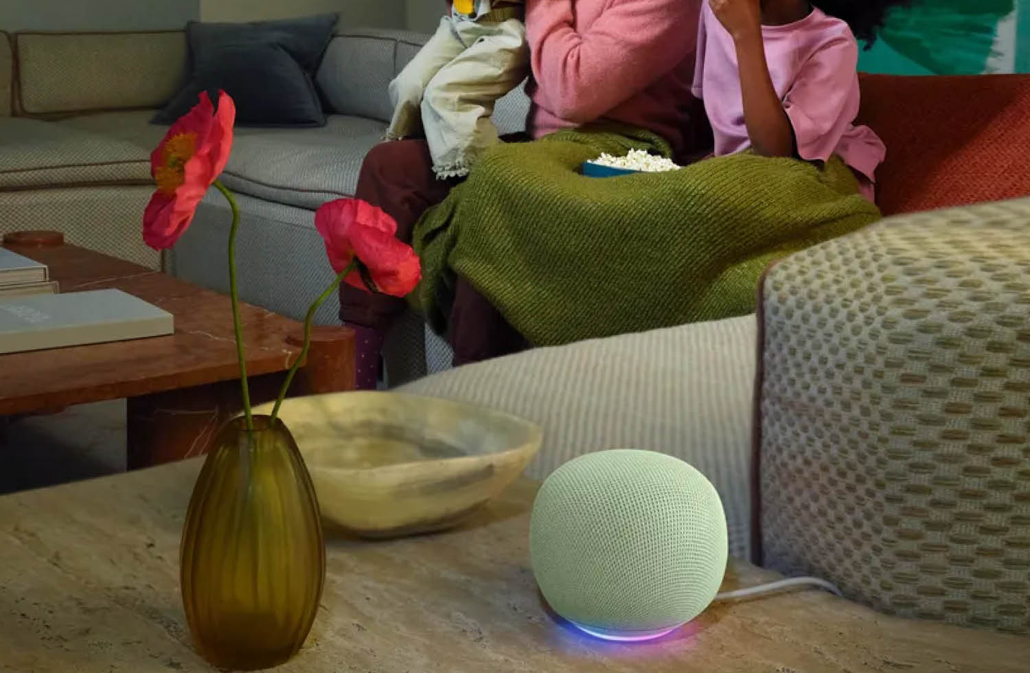 der neue google home spesker im kino modus