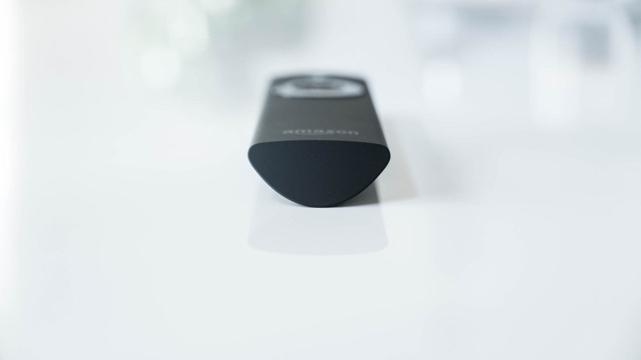Amazon-Alexa-Sprachfernbedienung-unten