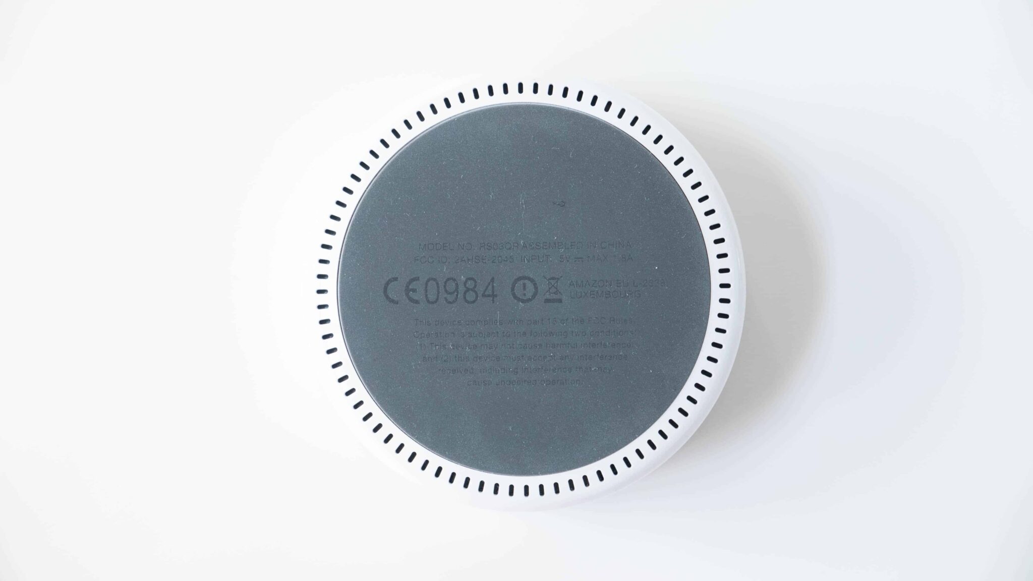 Amazon-Echo-Dot-2-weiß-unten