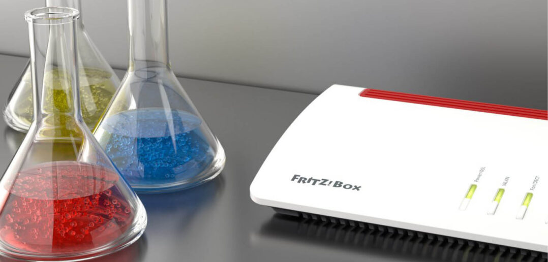 FRITZ!OS 8.25 ist jetzt für die FRITZ!Box 5690 Pro verfügbar. Das Update behebt 24 Fehler und verbessert WLAN sowie Heimnetzanzeige.