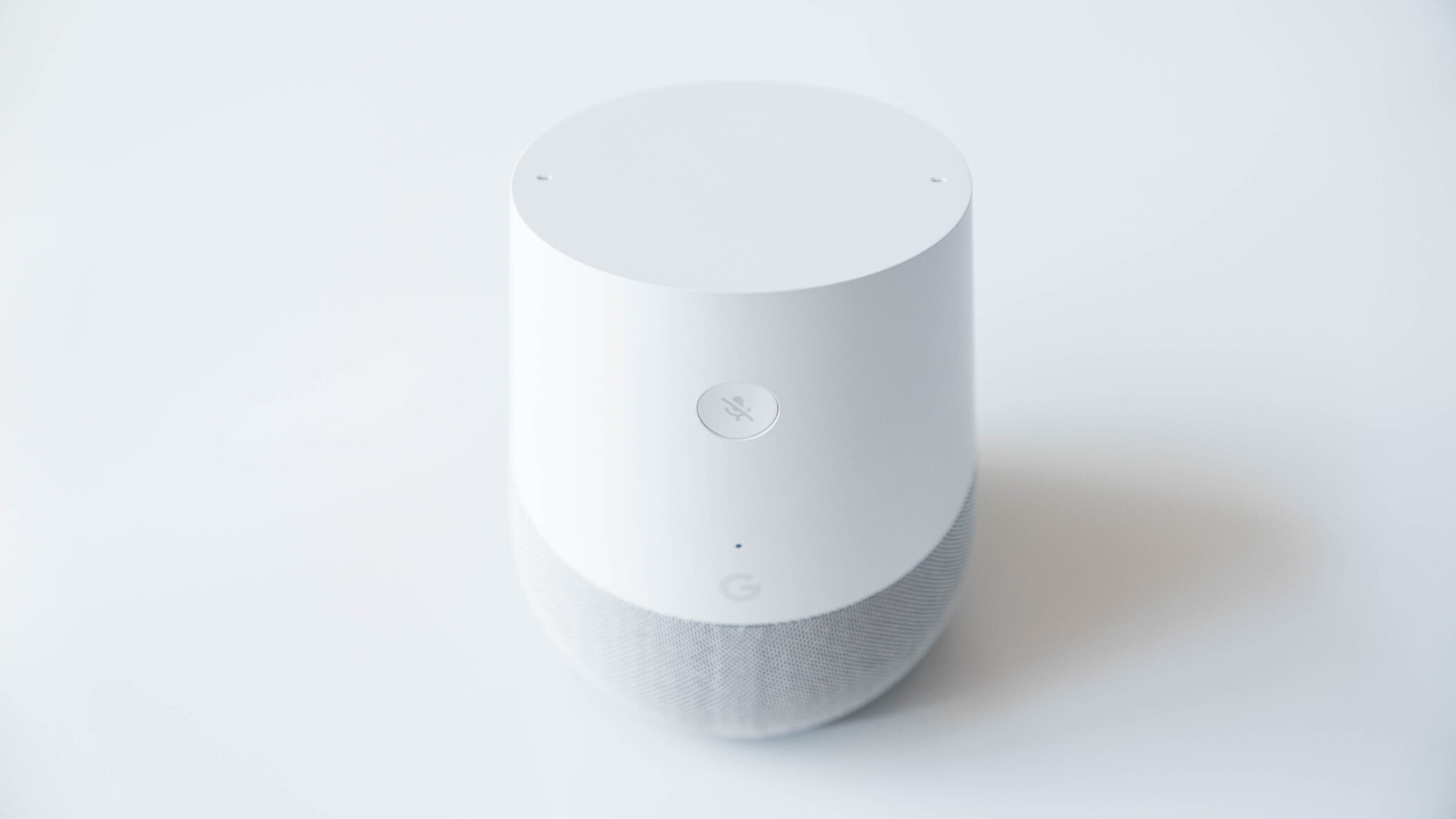 Google-Home-hinten