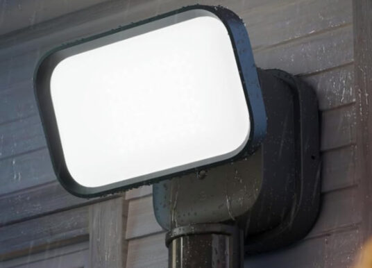 Govee startet Outdoor-Wandstrahler mit Matter und Bewegungsmelder
