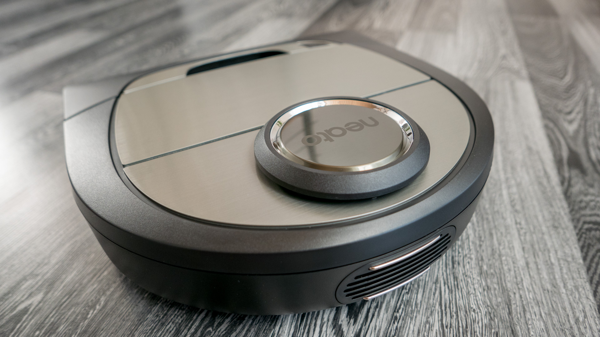 Neato Botvac D7 Details 07