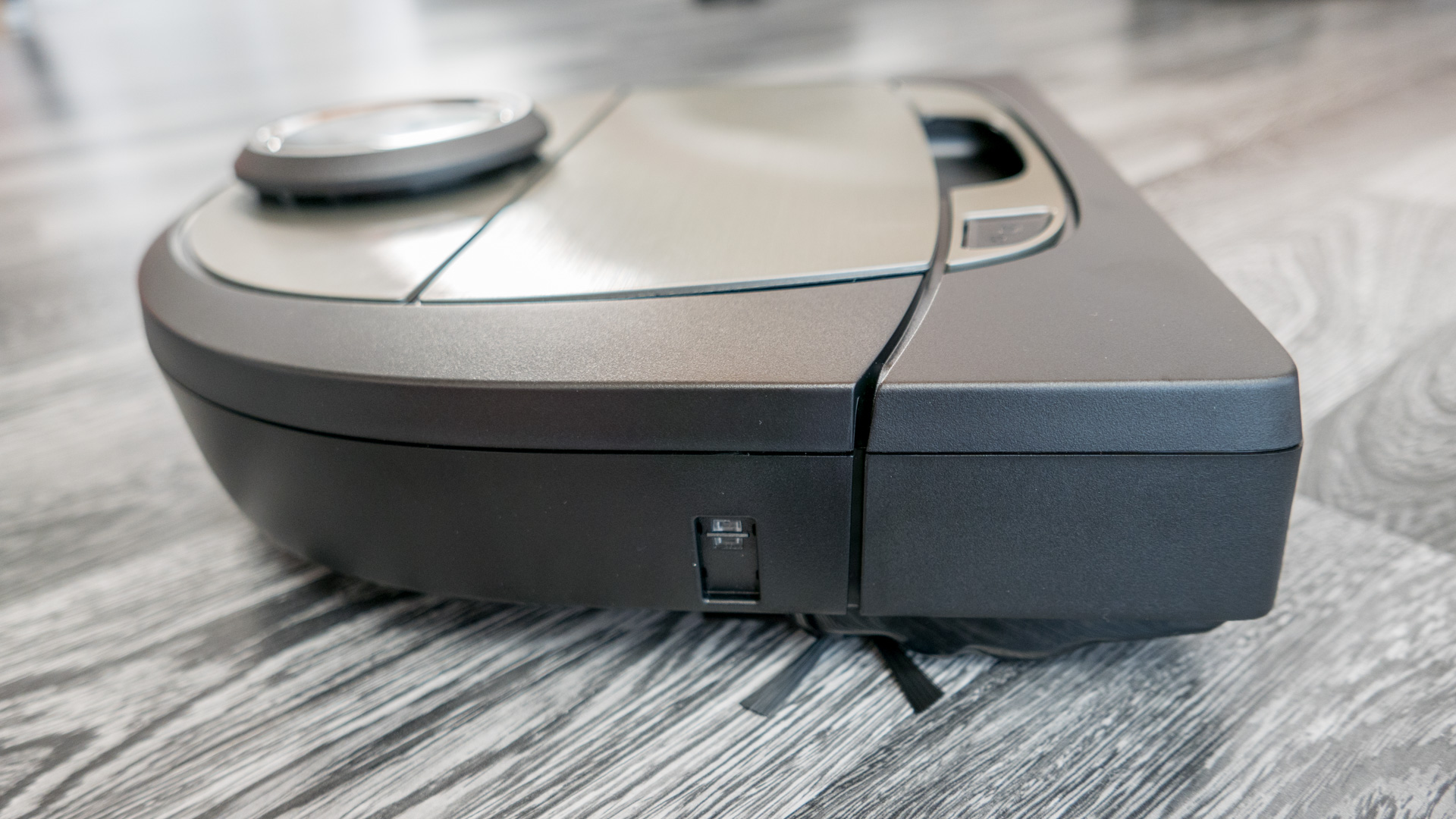 Neato Botvac D7 Details 11