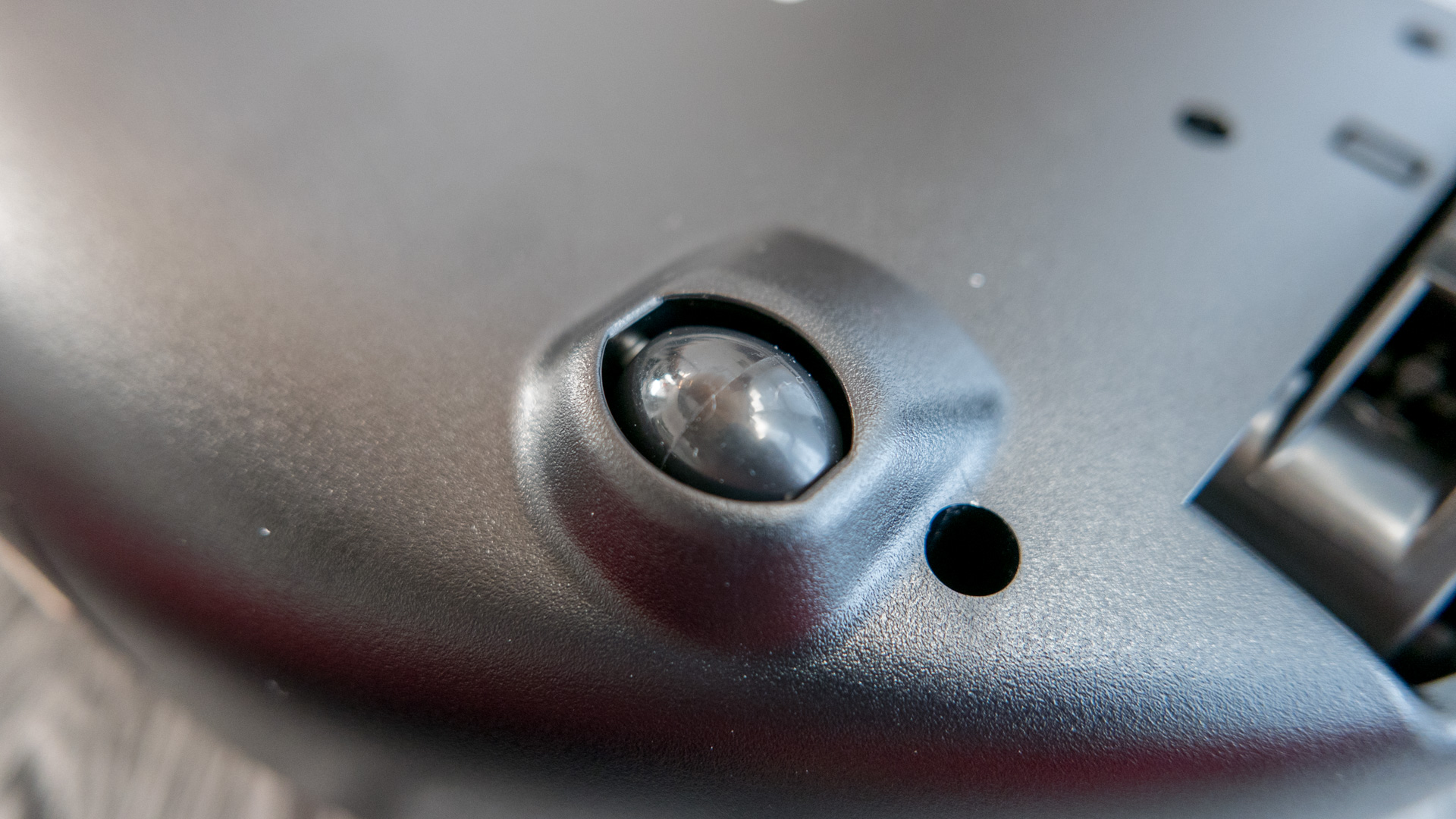 Neato Botvac D7 Details 21